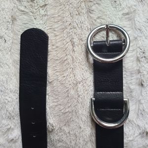 Steve Madden O-ring belt